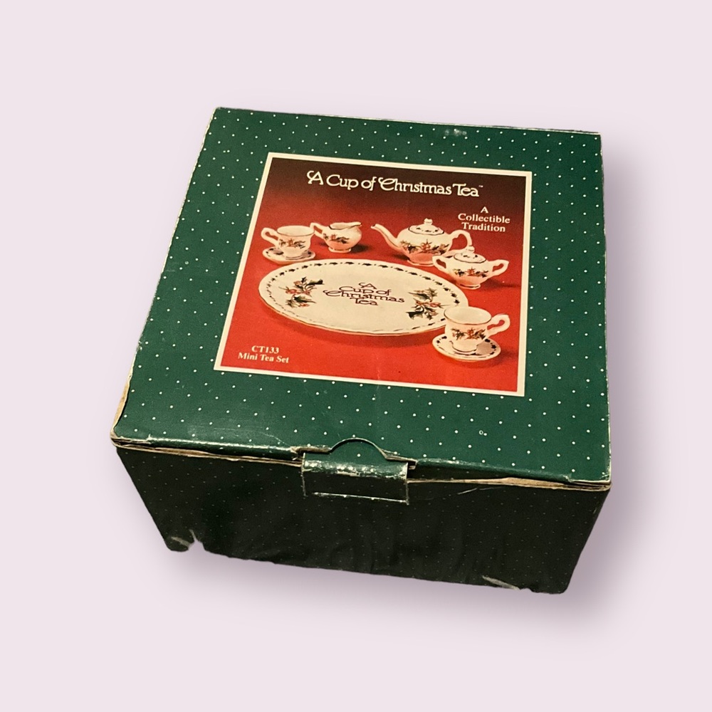 Vintage Miniature Tea Set A Cup of Christmas Tea 1995 Waldman House 10 pieces